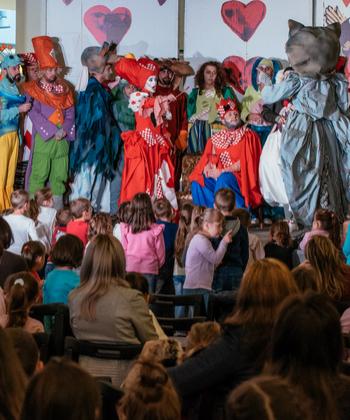 Spectacole de teatru pentru toate vârstele, la Iulius Mall Suceava