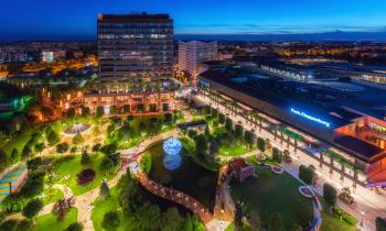 Iulius Mall, parte a ansamblului urbanistic mixed-use Iulius Town, certificat LEED® Gold pentru sustenabilitatea clădirii