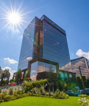 United Business Center 0, a doua clădire din ansamblul mixt Iulius Town Timişoara care obţine nivelul maxim de certificare LEED